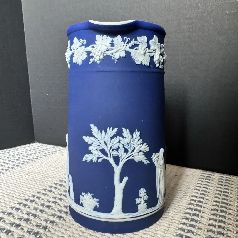 Vintage Wedgwood Dark Blue Jasperware Water Pitcher 7 3/8